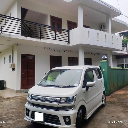 Villa Tanzanite Hikkaduwa Dış mekan fotoğraf