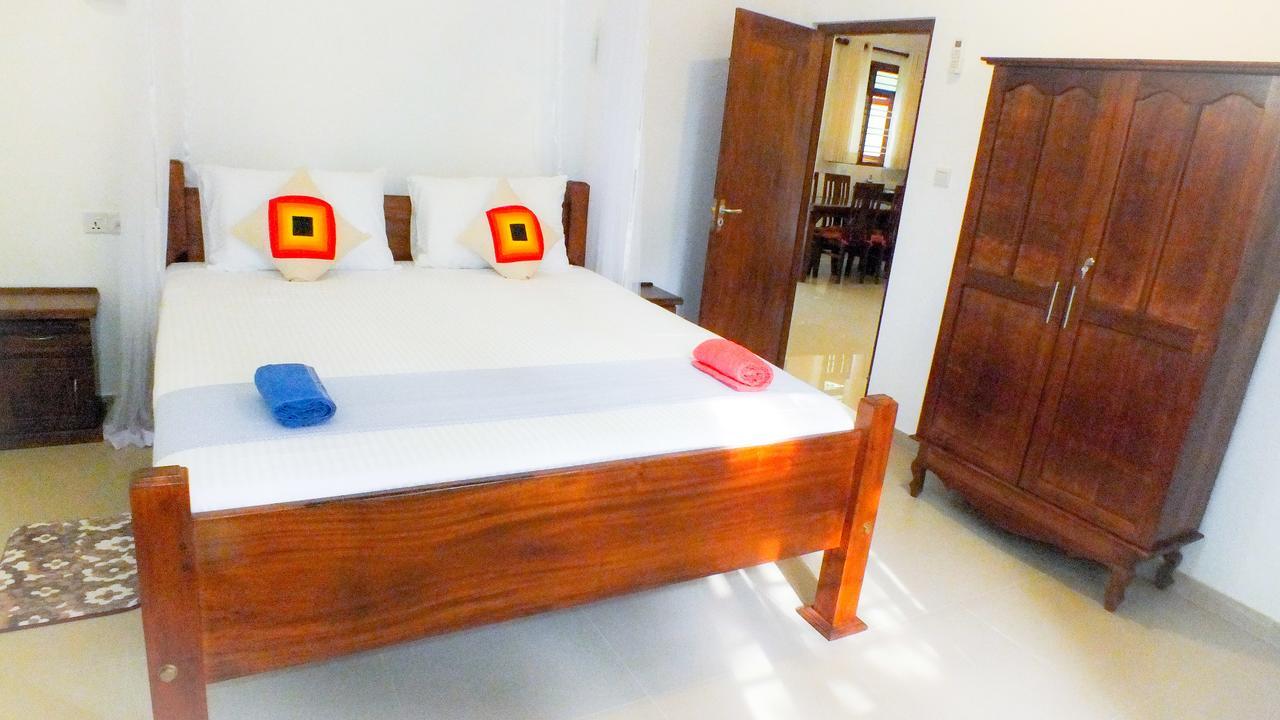 Villa Tanzanite Hikkaduwa Dış mekan fotoğraf